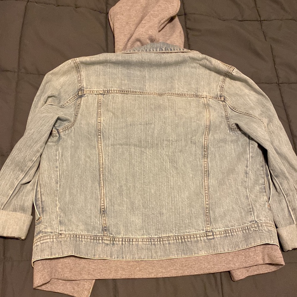 Jean jacket - Picture 4 of 4